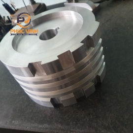 Gia Công Phay CNC 4 Trục Rulo Keo Máy Dán Nhãn